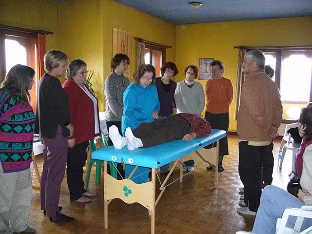 People learning reiki